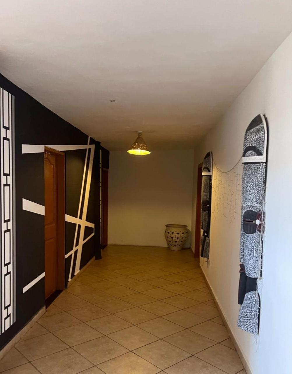 Afiki Hotel Elmina Bagian luar foto