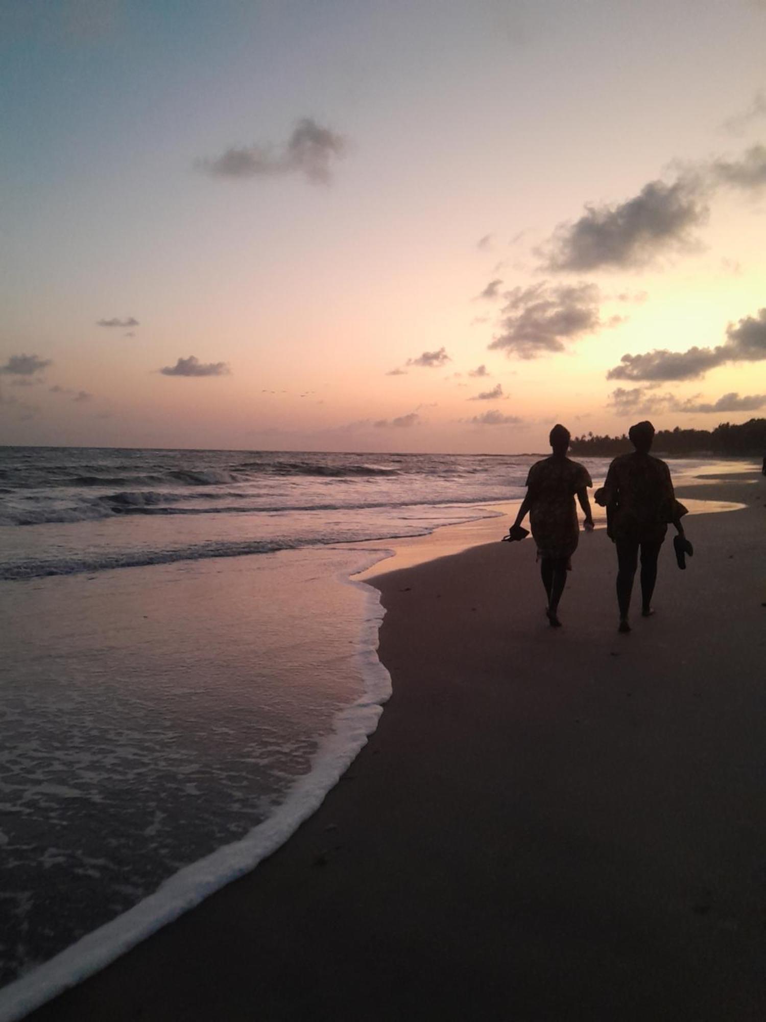 Afiki Hotel Elmina Bagian luar foto