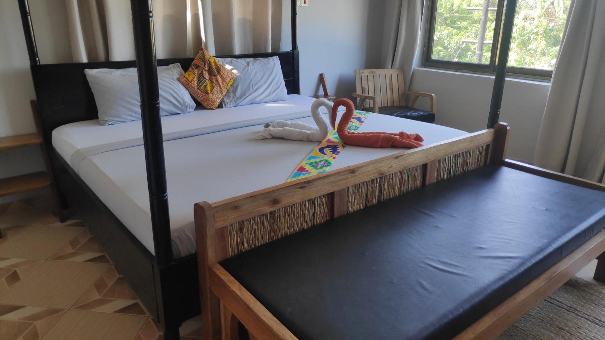 Afiki Hotel Elmina Bagian luar foto