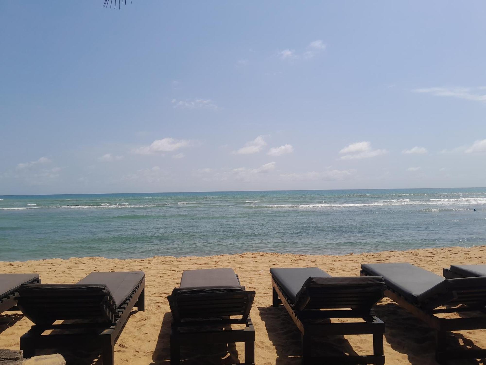 Afiki Hotel Elmina Bagian luar foto